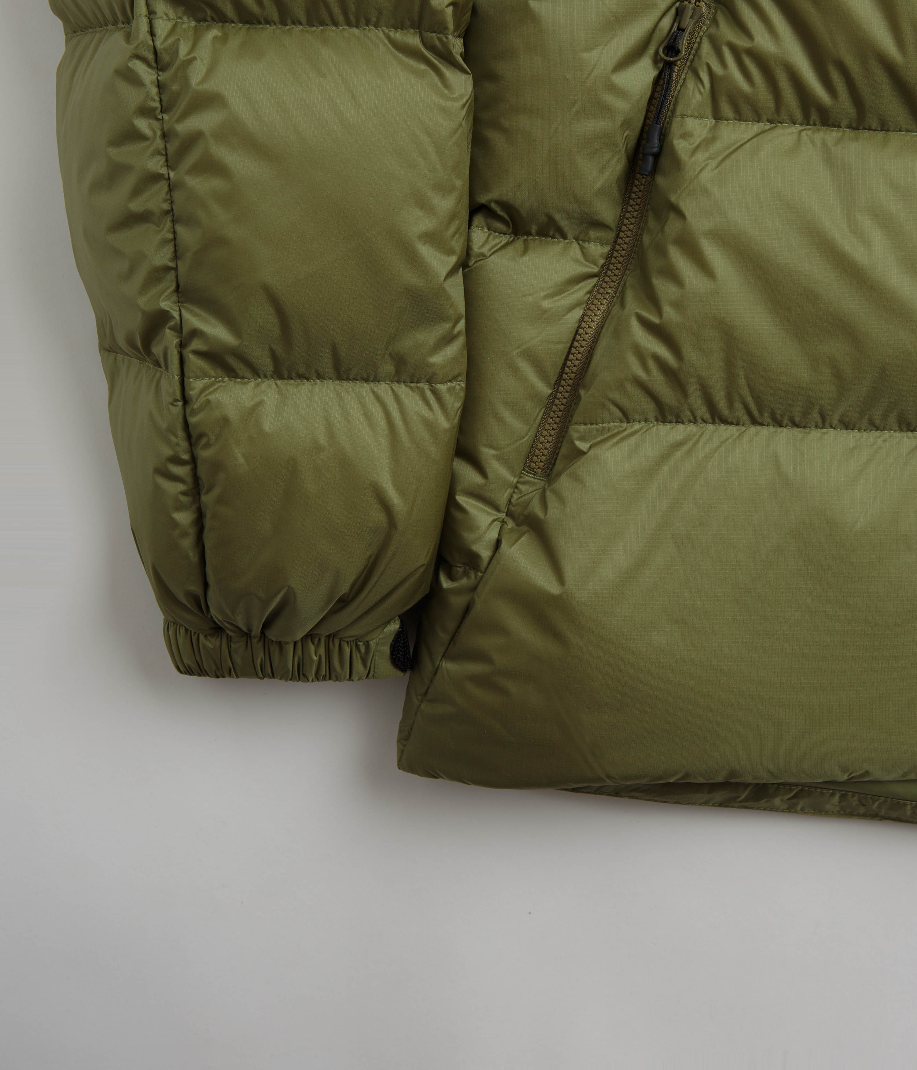 Cayl Down Jacket - Olive