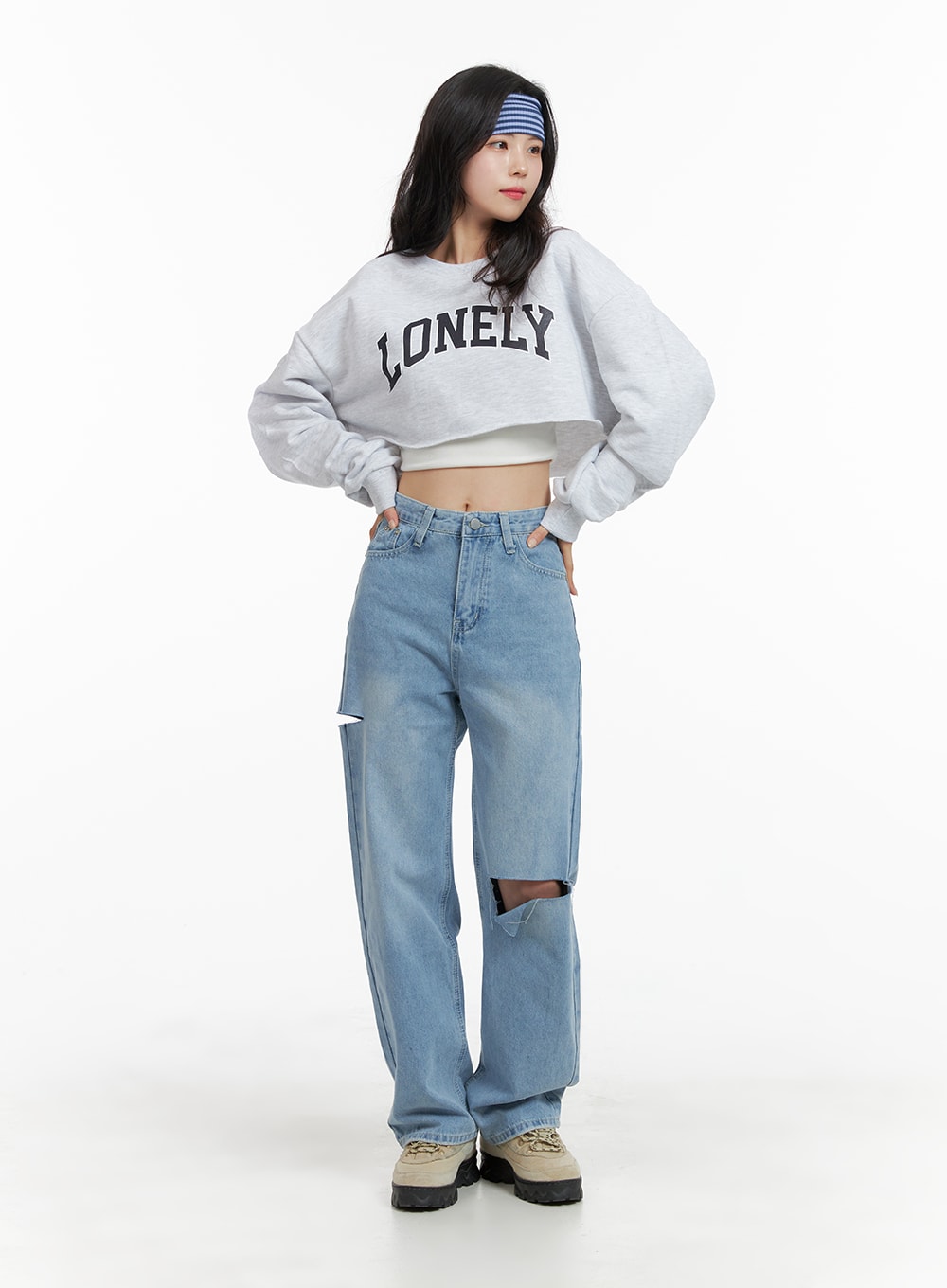 Cozy Lettering Cropped Sweater OM421