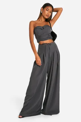 Extreme Wide Leg Pleated Pants