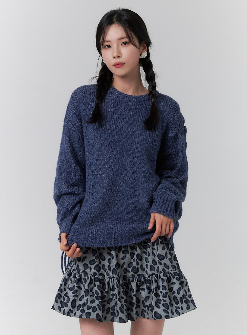 Knit Round Neck Long Sleeve Sweater OJ417