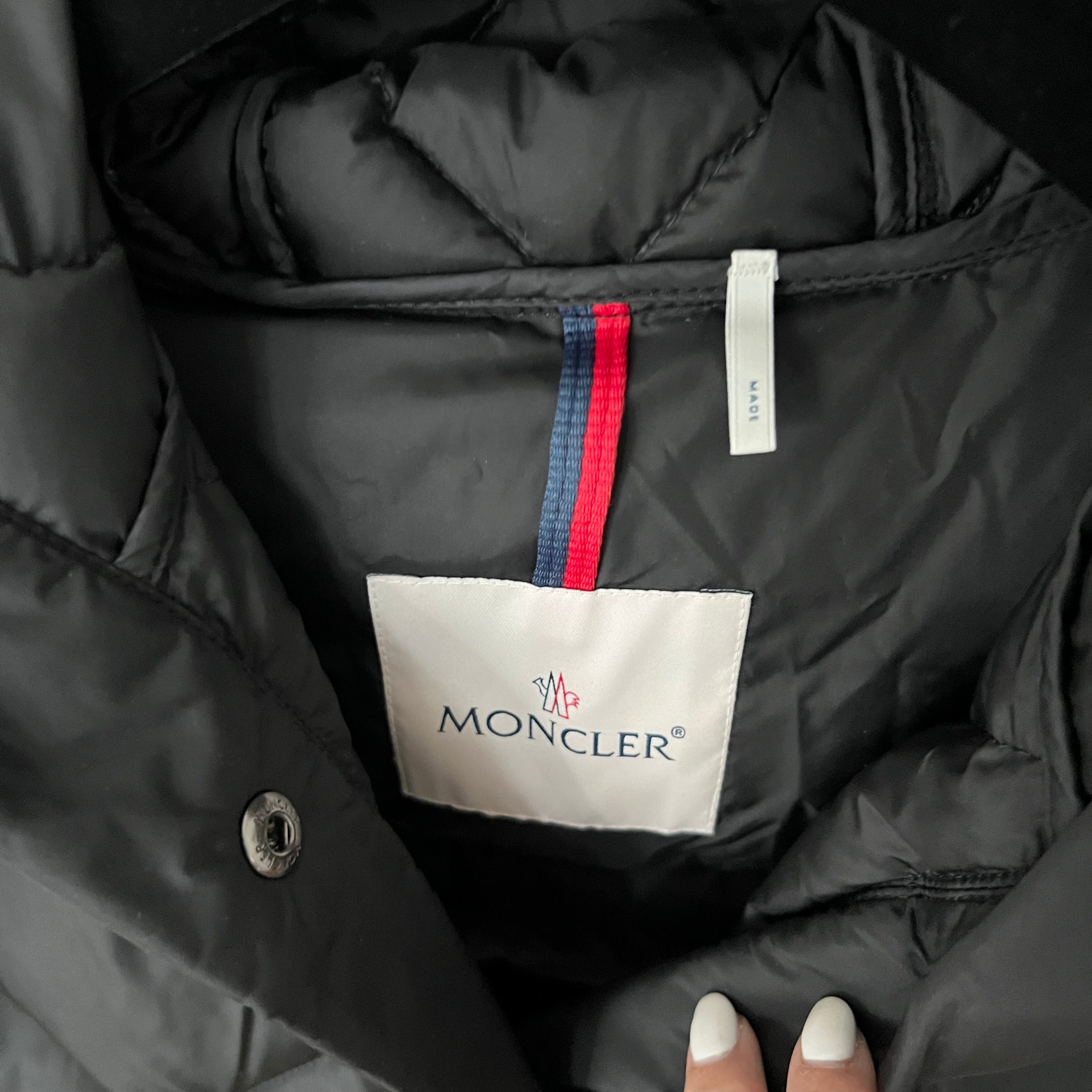 Moncler Arvouin Short Down Jacket