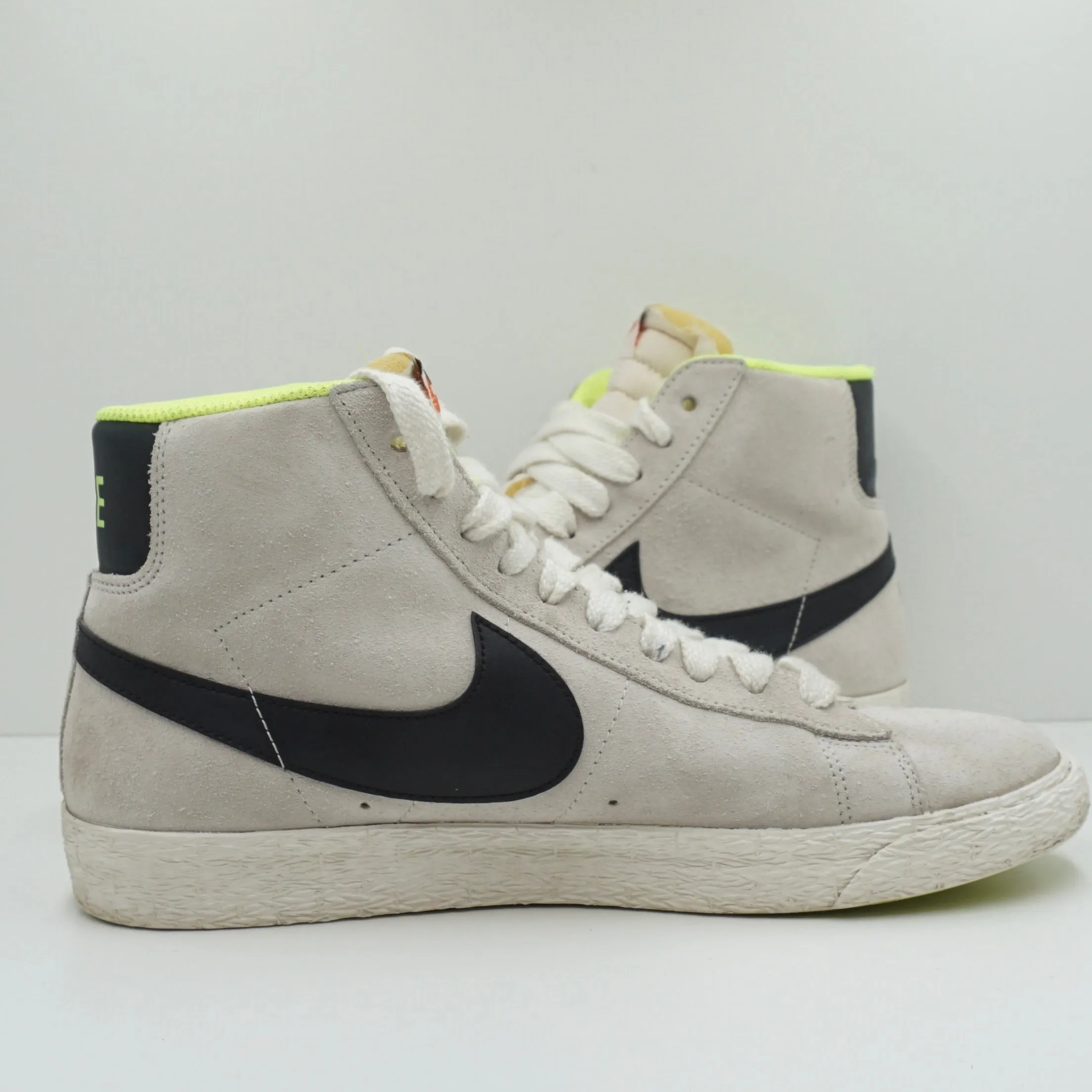 Nike Blazer Mid Suede VNTG (W)