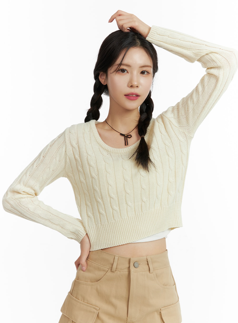 Round Neck Crop Cable Sweater OF408