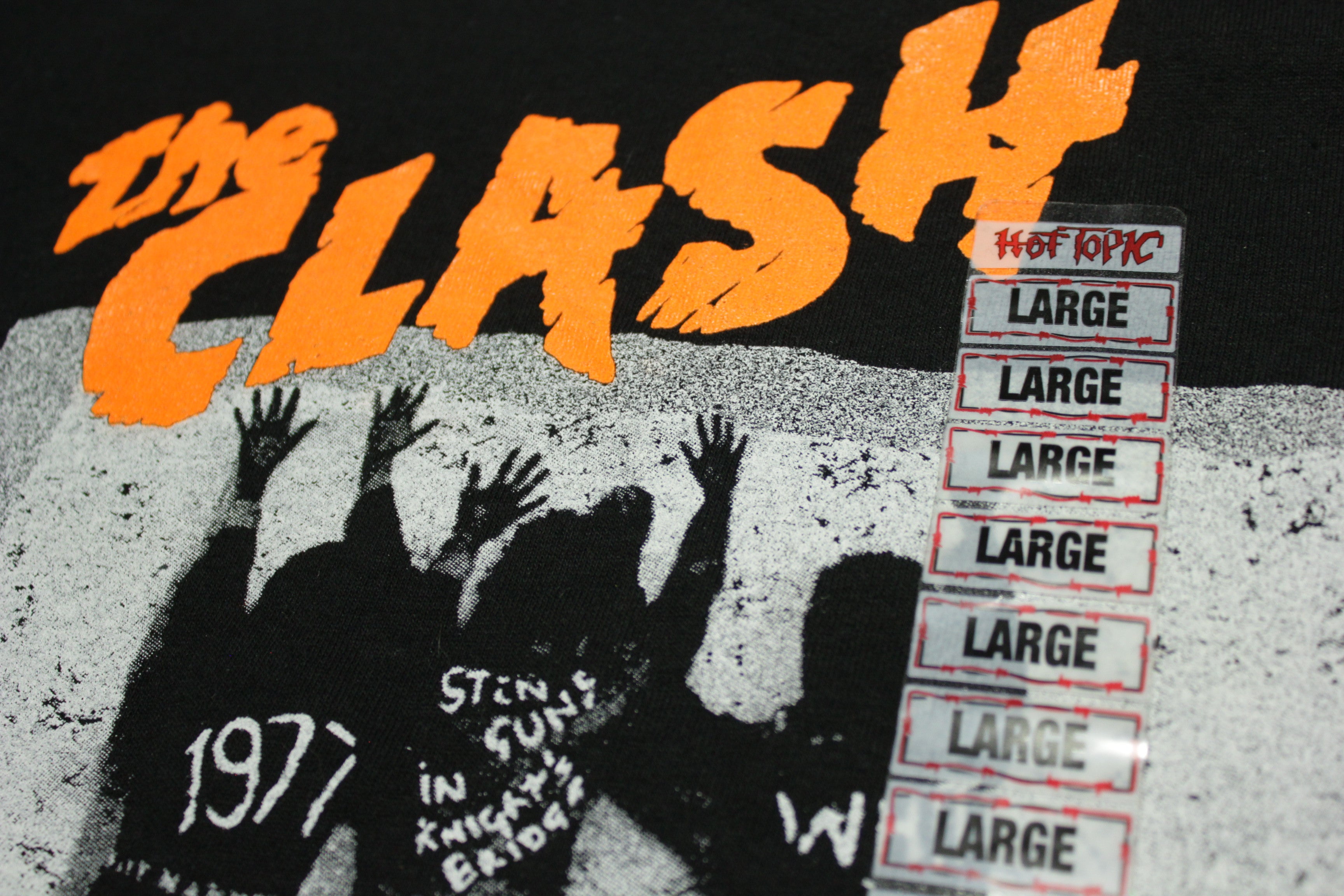 The Clash 2003 Vintage Deadstock NWT Hot Topic MacheteMFG Band T-Shirt