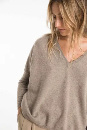 V-Neck Cashmere Sweater - Sand